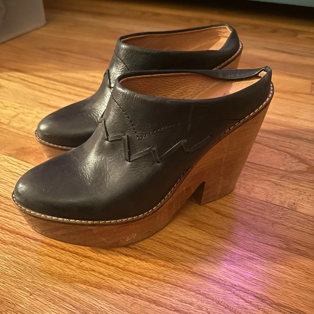 Women's Black Free People Leather Wedge Clogs - Picture 2 of 7